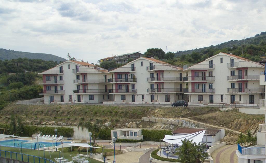 Tus'Hotel Apartments Tusa Exterior photo